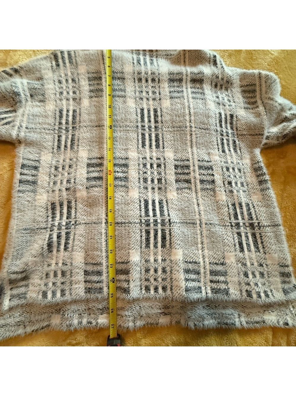 Grey Plaid Sweater - Picture 5 of 7